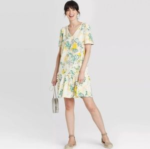 🏷 A New Day Flowey Midi Floral Dress